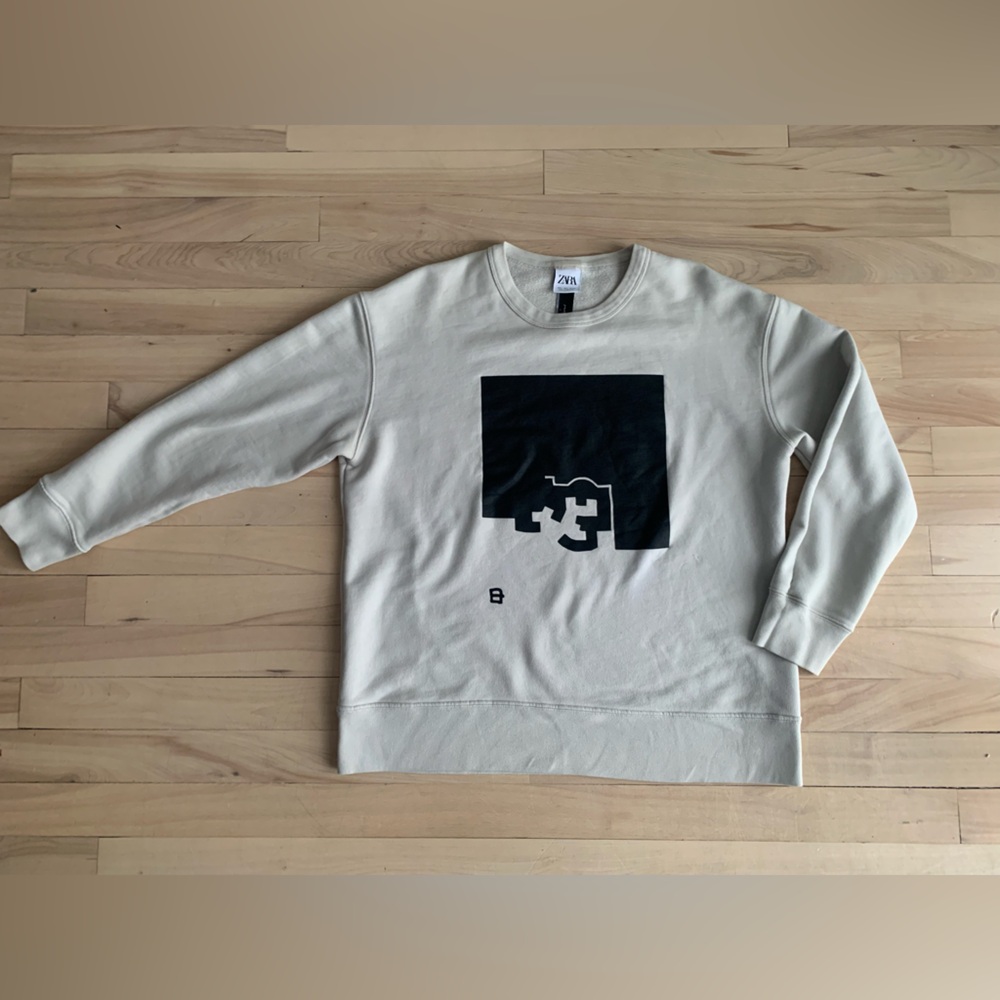 ZARA x Eduardo Chillida Estate — Graphic Sweatshirt (Limited Edition)